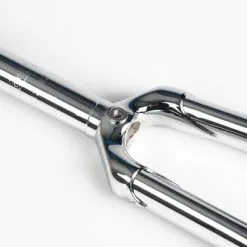 Schwalbe Soldes -Schwalbe Soldes fourche droite chromee 1 pouce blb classic full 2