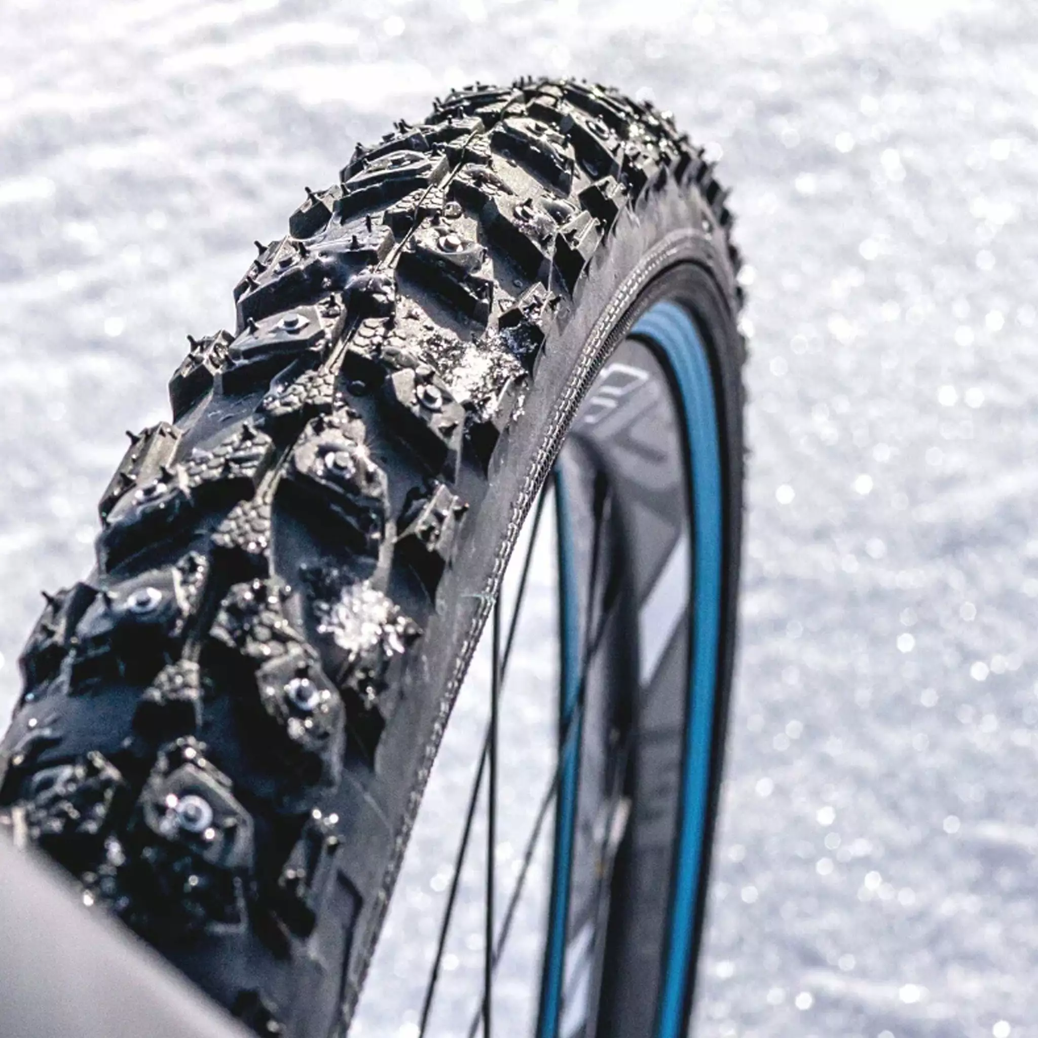 Système De Pneus Interchangeables Ville, Clouté Et VTC Retyre 5 Système De Pneus Interchangeables Ville, Clouté Et VTC Retyre – Image 5