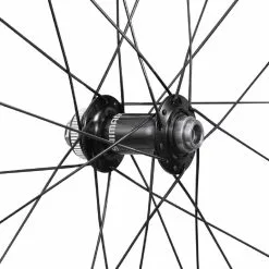 Roues Vélo Route Carbone RS710-C32 Shimano -Schwalbe Soldes moyeu roue avant shimano 105 rs710 lecyclo