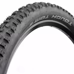 Pneu VTT Tough Tom Schwalbe 26/27.5/29 Pouces -Schwalbe Soldes pneu schwalbe Tough Tom K Guard jante 1024x1024 cb208213 81ef 429e 8913 bf50aebbda70