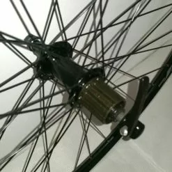 Roue Arrière Vélo 28 Pouces à Cassette Noire Airline Rodi -Schwalbe Soldes roue arriere velo 28 pouces a cassette noire airline rodi full 3